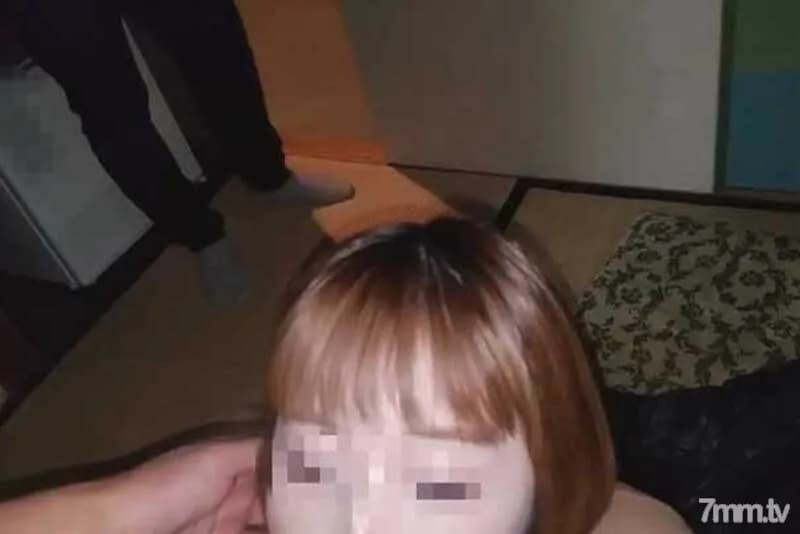 FC2-PPV-1662044 [Individual shooting] A housewife with a gambling addiction is held down by two men and is vaginal cum shot with a stranger's stick.