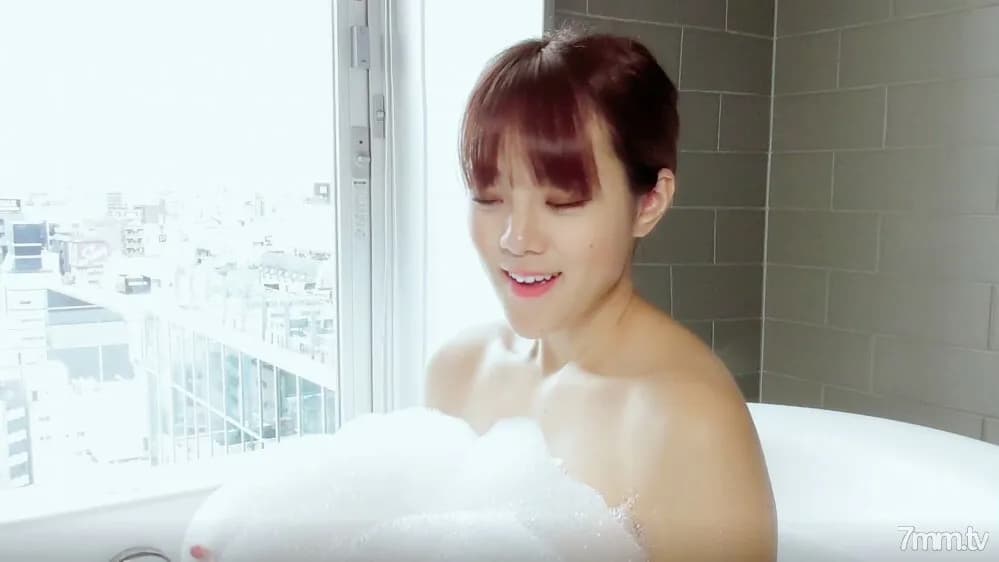 FC2-PPV-1686140 fc2-ppv 1686140 [Uncensored / No Mo] Buyer review benefits available (High-quality version present !!) _ [It's not bad to take it off] Aya / 20 years old / College student [Complete appearance] Clothed raw vaginal cum shot 6P Orgy SEX Part 1