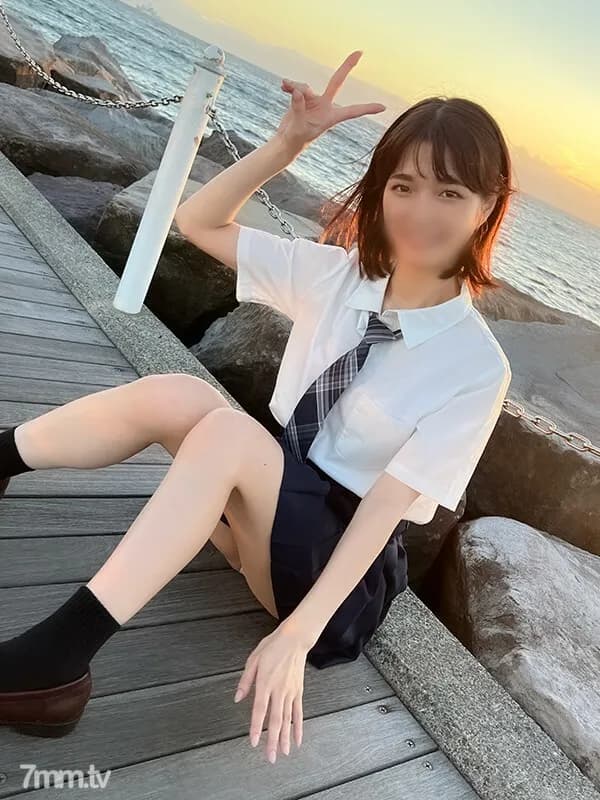 FC2-PPV-3111033 *Limited Quantity* J-kei Dating  Excessively Obscene Pubic Hair Sumire-chan, 18 Years Old, Gap Moe Teenage Pussy With Big Penis