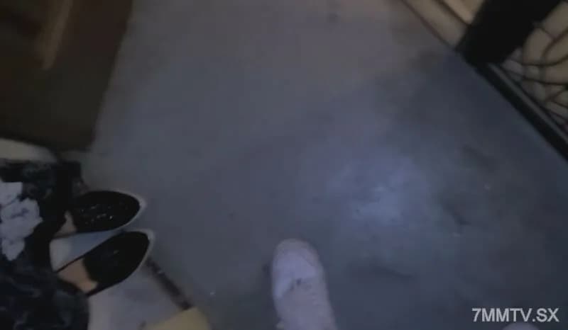 FC2-PPV-3202838 [Individual] Pant voice of a woman heard from next door.  - The wife of the new loan is defensively fucked for money