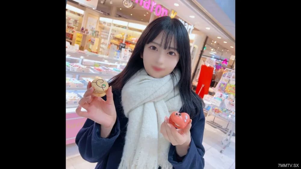 FC2-PPV-3232393 First shooting / appearance!  - !  - Today only 2980pt!  - !  - Born to be loved by the heroine beauty, the perverted desire of an actress, etc.... another face of an adolescent girl who is hidden behind a neat and straight smile.  - Two consecutive vaginal ejaculation!  - !