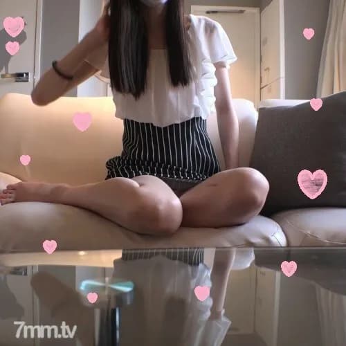 FC2-PPV-326974 Personal shooting  Miyabi 18 years old Creampie even though I have just moved to Tokyo and have not taken Enko pill Amateur video