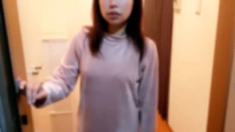 FC2-PPV-4605992 Individual  A wife who was taken into the house in the hallway in front of her house and repeatedly creampied in her vagina as a human toilet and sold by her husband