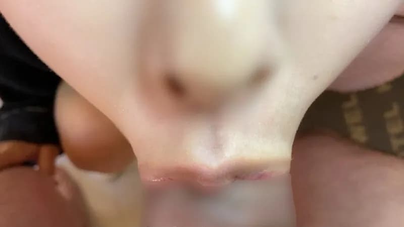 FC2-PPV-4656561 Private shoot  Beautiful 22-year-old with beautiful legs gives amazing blowjob and unwashed anal licking, and then cums twice in a row and swallows full face revealed