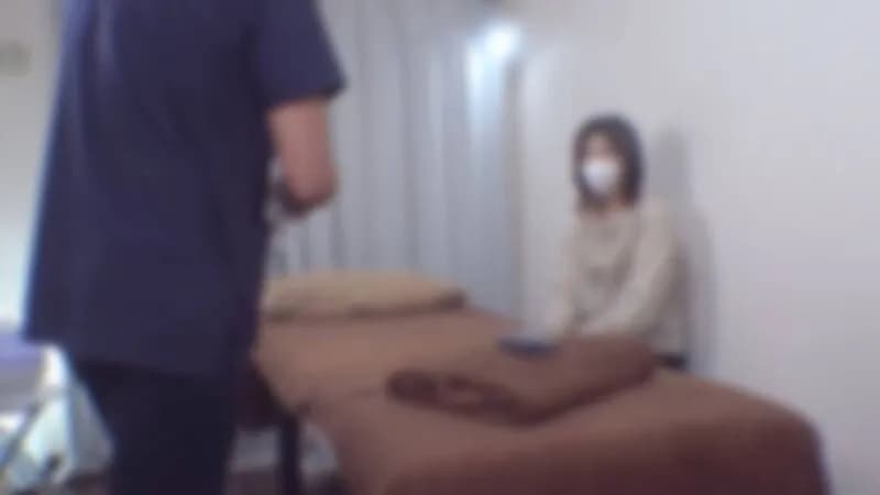 FC2-PPV-4705951 Sale on new products at half price until 6/22! No/SEX  A woman who seems quiet and a little modest came to the store. She is a petite office lady with fine skin and a beautiful hip line. She has a lot of pubic hair, which is exciting.