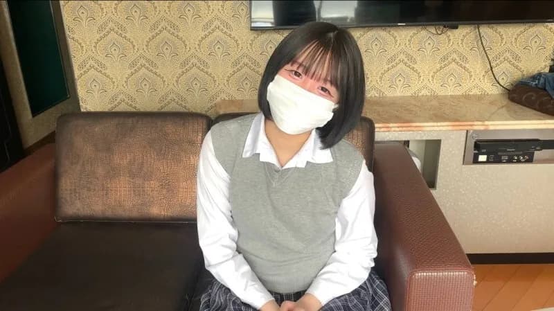 FC2-PPV-4716362 Uncensored  She's a neat and tidy girl with black hair in uniform, but she's so erotic! In exchange for the sweet girl drinking my saliva, I pour my semen into her beautiful pink pussy!