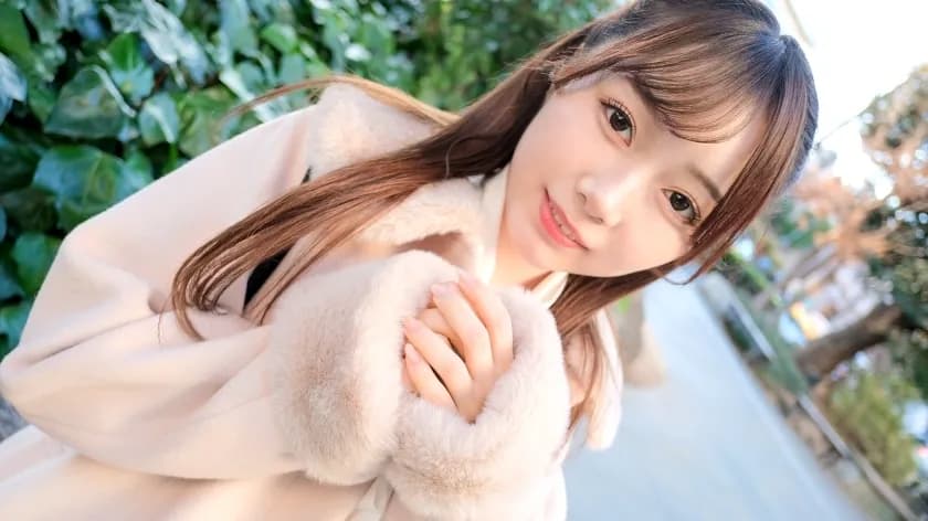 SIRO-5275 19 years old x little sister type beautiful girl x moved to Tokyo  A 19 year old who moved to Tokyo from Tochigi! A short little sister type beautiful girl who will make anyone fall in love with her takes off her clothes in front of the camera