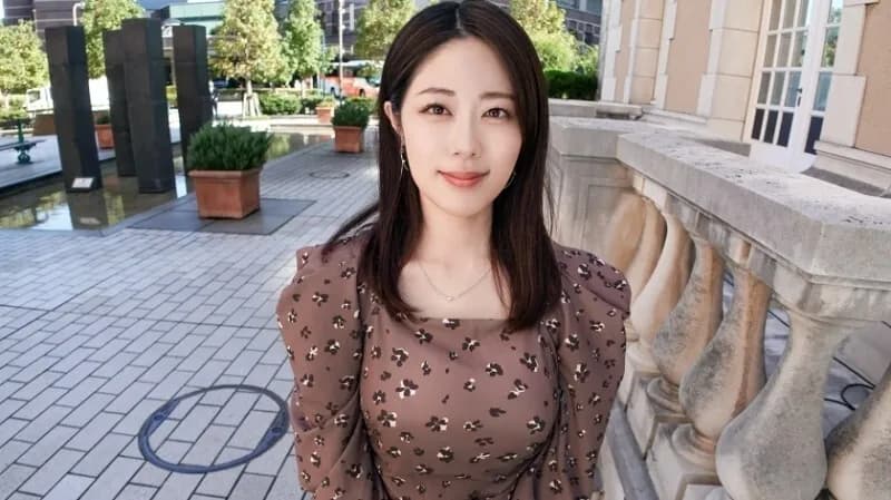 SIRO-5440 "Intense sex is here. A mature woman with a quiet demeanor applied to feel pleasure! She moves her hips and hits the spots that feel good during sex! First time filming  She applied for adult video online...": MGS Video  Adult Video S